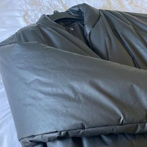 Yeezy GAP round jacket